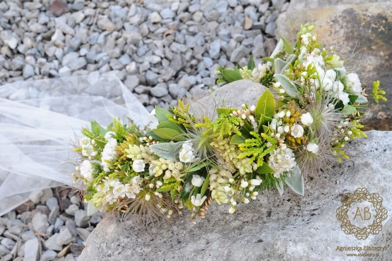 Wianek na głowę z kwiatów żywych Kraków białe i zielone kwiaty wianek na ślub wianek na wieczór panieński Agnieszka Błaszczyk abkwiaty