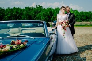 Spływający (kaskadowy) bukiet ślubny