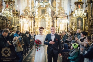 Bukiet ślubny Kraków kaskadowy czerwony anemony róże tulipany wianek na ślub Agnieszka błaszczyk abkwiaty