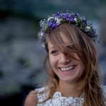 Wianek na głowę z kwiatów żywych do zasuszenia Kraków na ślubną sesję lawenda zatrwian gipsówka biało-fioletowy Agnieszka Błaszczyk abkwiaty
