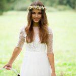Wianek na głowę z kwiatów żywych na sesję ślubną delikatny z białych i różowych kwiatów Agnieszka Błaszczyk abkwiaty Kraków