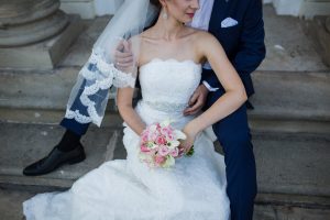 Bukiet ślubny Kraków biało-różowy róża cantedeskia Agnieszka Błaszczyk abkwiaty Zdjęcie Momentalni