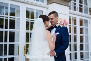 Bukiet ślubny z róż i cantedeskii biało-różowy Agnieszka Błaszczyk abkwiaty zdjęcie Momentalni